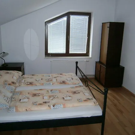 Helga Apartmán *